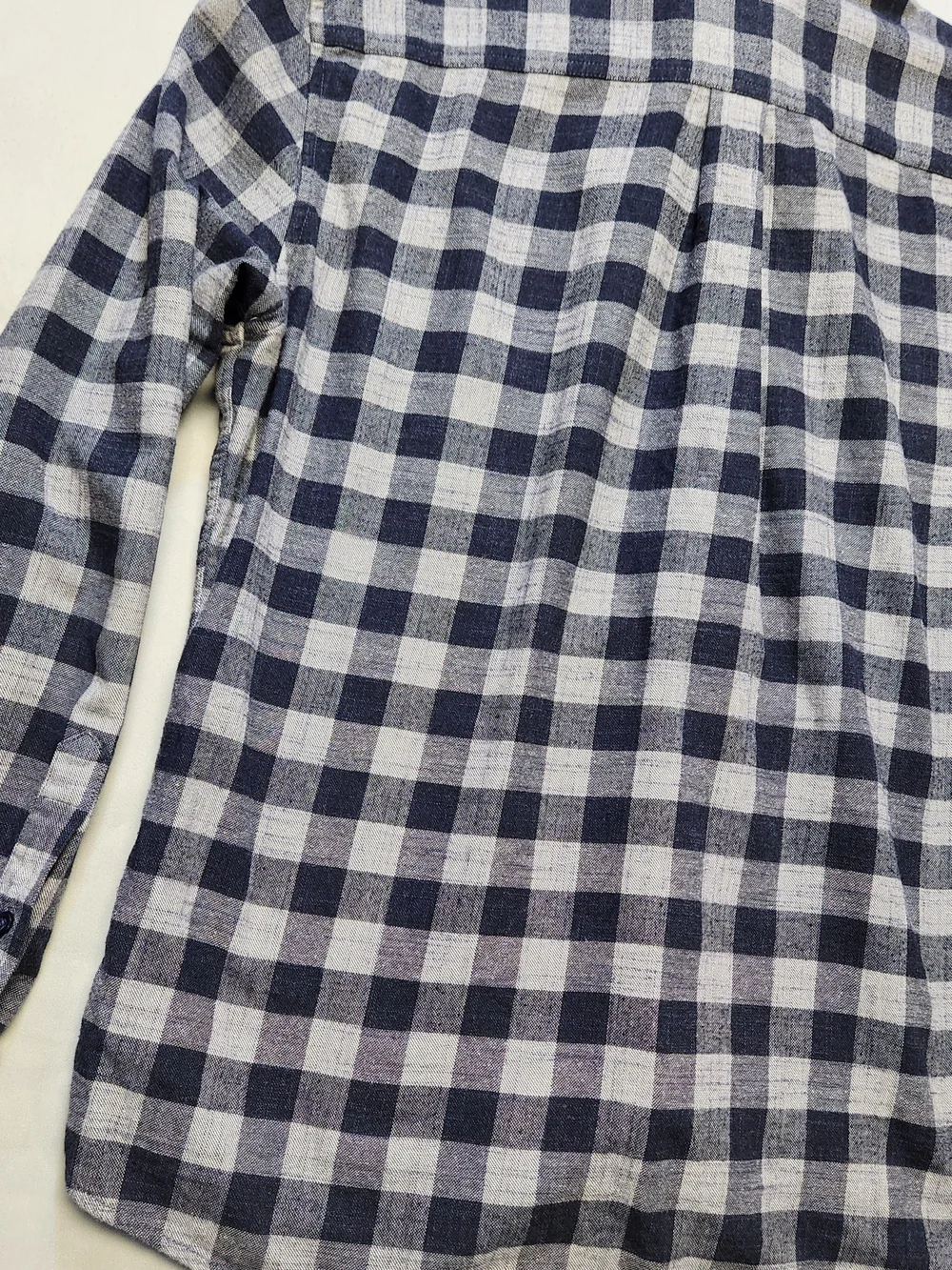 JOHNNIE-O Hangin' Out Plaid Button Down Flannel Gray Blue Small Orion L/sleeve
